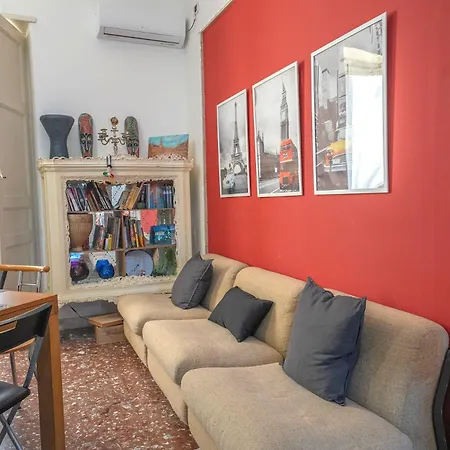 Eleganti In Centro A Due Passi Dalla Stazione Séjour chez l'habitant Catane